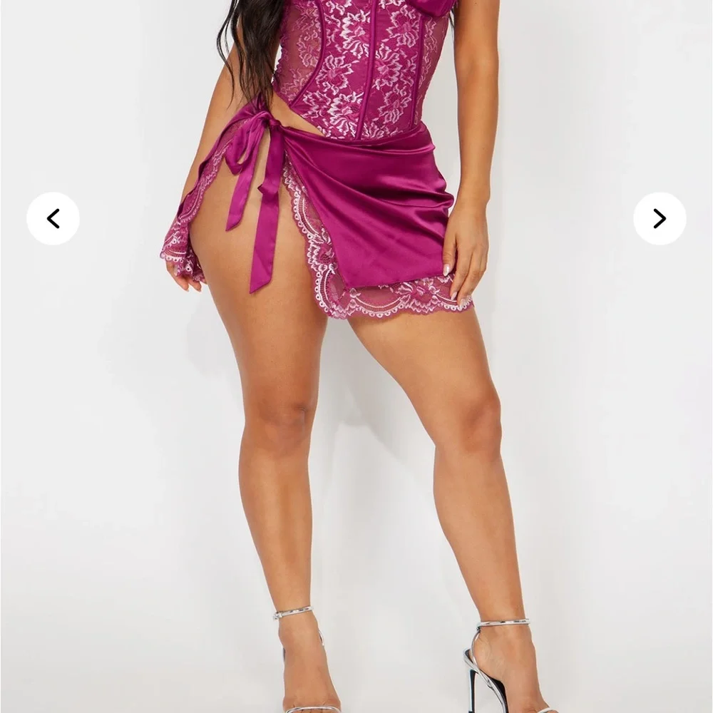 NWT Lace Corset Mini Dress - Picture 4 of 4